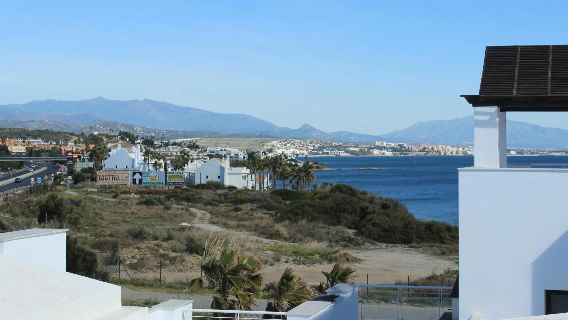Appartement Beachfront Penthouse With Sea Views, Hot Tub, Bbq Casares
